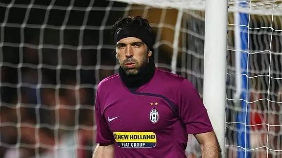 简直令人叹为观止，11年前的今天，拉姆塞打进了欧冠历史上最伟大的进球之一