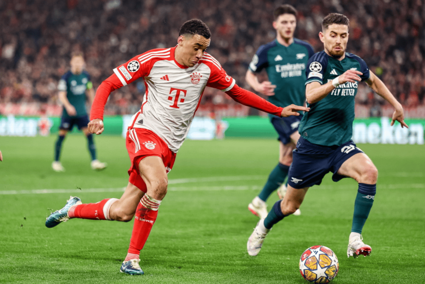 足球队员饮食与恢复计划（足球运动员营养与康复方案）