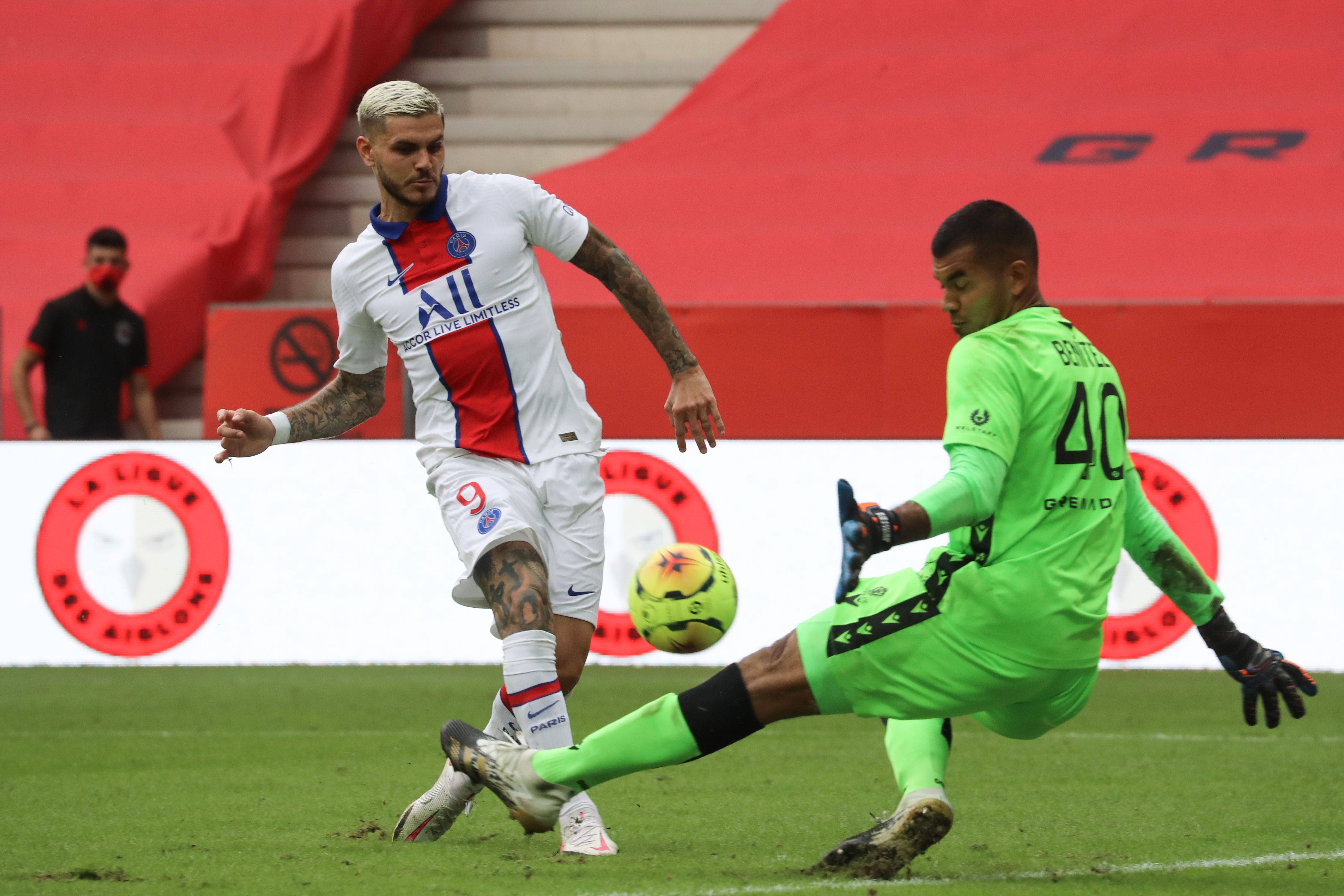 霍安：没人预料到梅西会回来，我希望他能来并和他一起踢球