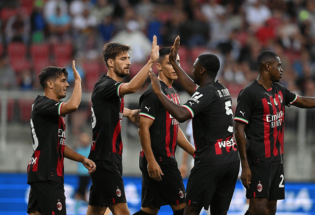 诺伊尔送礼+凯恩隐身！阿森纳3-1拜仁揭秘：欧冠5连胜靠的真是玄学？（诺伊尔失误+凯恩哑火！阿森纳3-1拜仁背后：欧冠5连胜真靠玄学？）