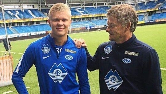 阿斯：拉什福德因发烧缺席巴萨vs毕包；他缺席最近2次训练（阿斯：拉什福德发烧无缘巴萨战毕包，已连续缺席两次训练）